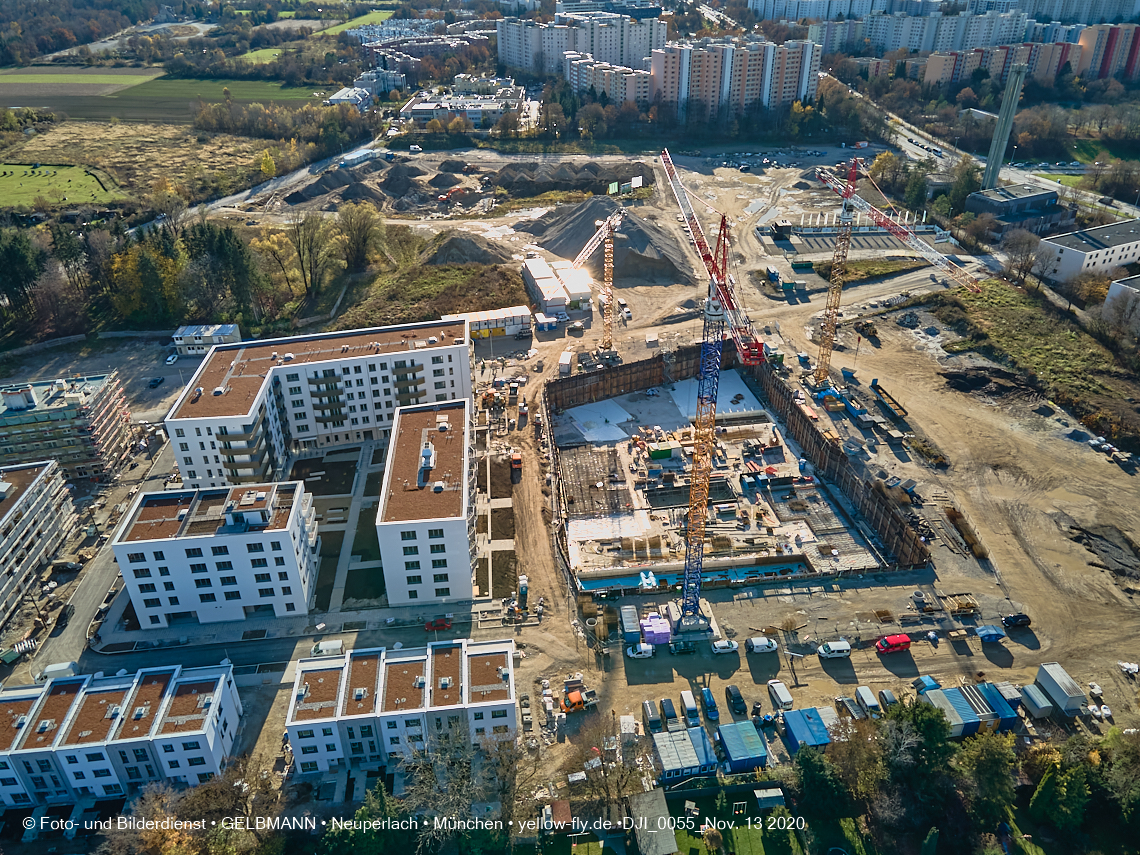 13.11.2020 - Piederstorfer Gelände und Alexisqaurtier am Karl-Marx-Ring in Neuperlach